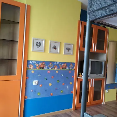 Apartment Mirea アパート